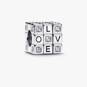 Pandora Moveable Toy Cube Charm